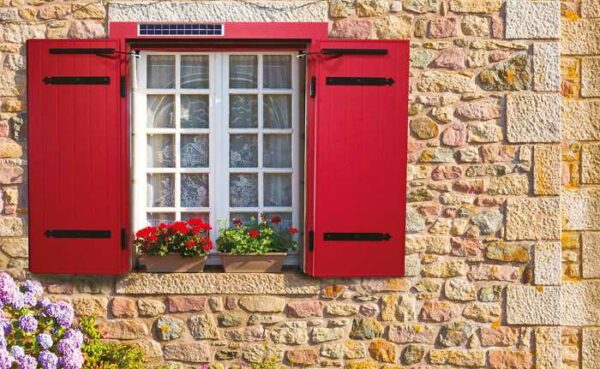 menuiserie-sutter-volets-battants-motorises-sothoferm-rouge